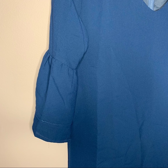 BELONGSCI Bell sleeve Dress - Picture 3 of 7